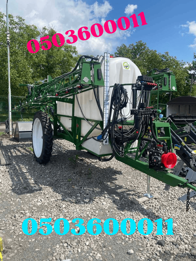 Причіпний обприскувач Spray Expert 3000